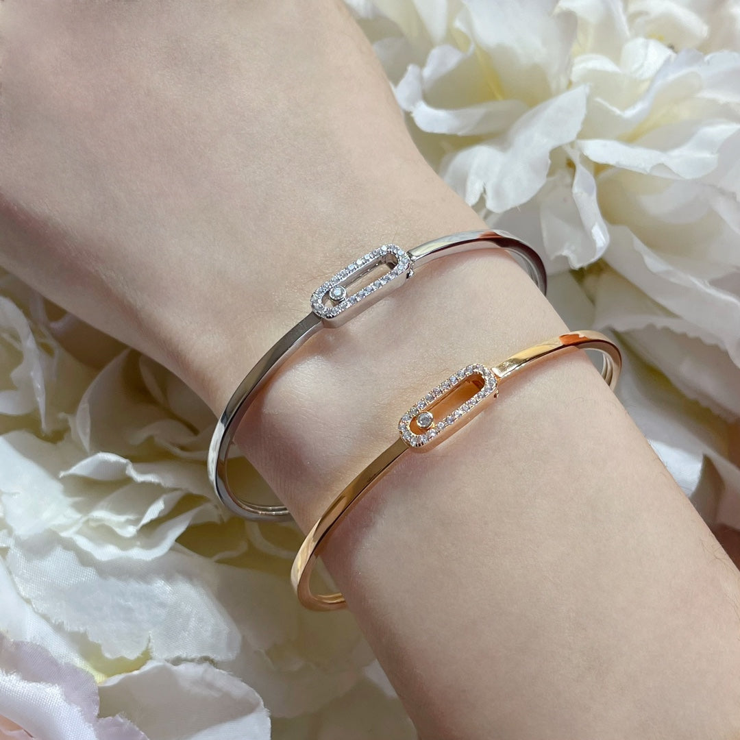 [AM]MOVE UNO PAVÉ FLEX BANGLE (MEDIUM)