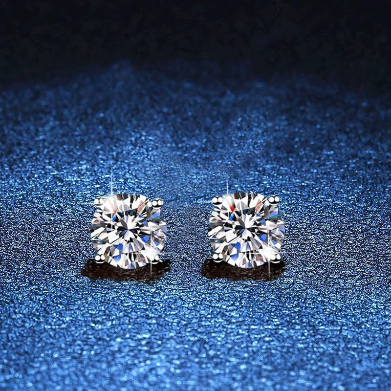 [AM]FOUR-PRONG MOISSANITE EARRINGS