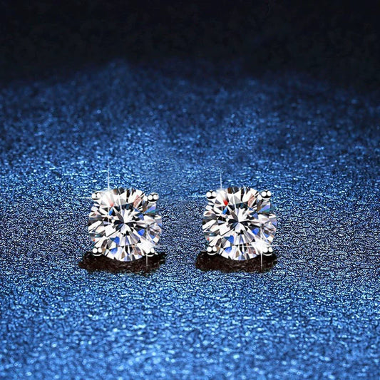 [AM]FOUR-PRONG MOISSANITE EARRINGS