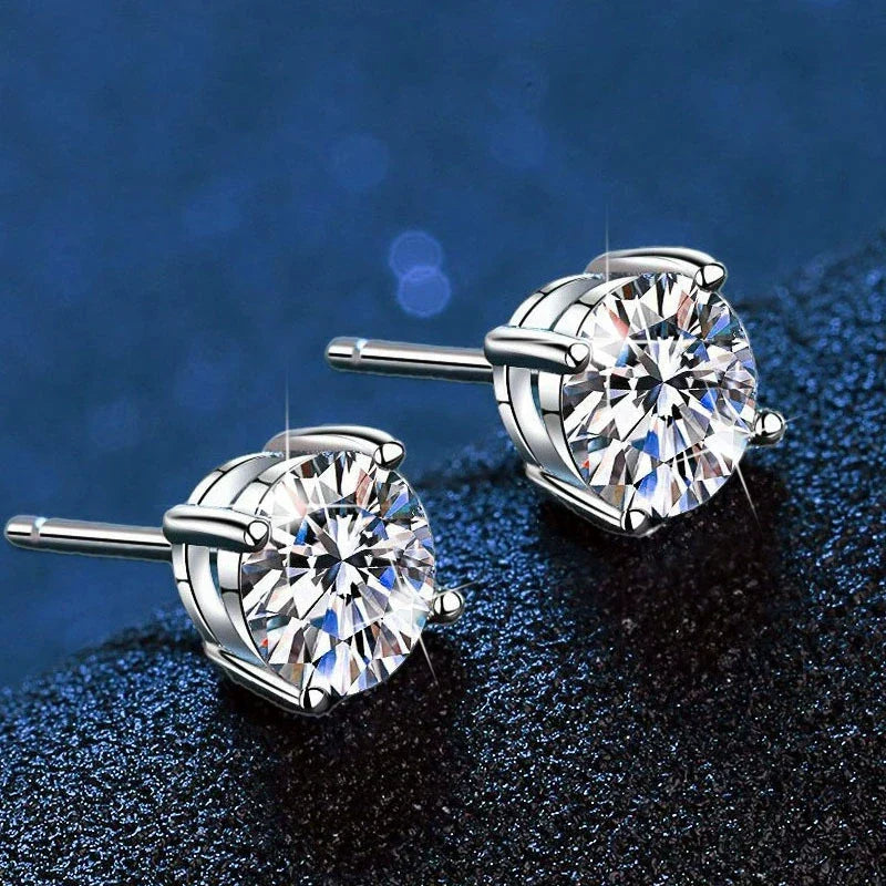 [AM]FOUR-PRONG MOISSANITE EARRINGS
