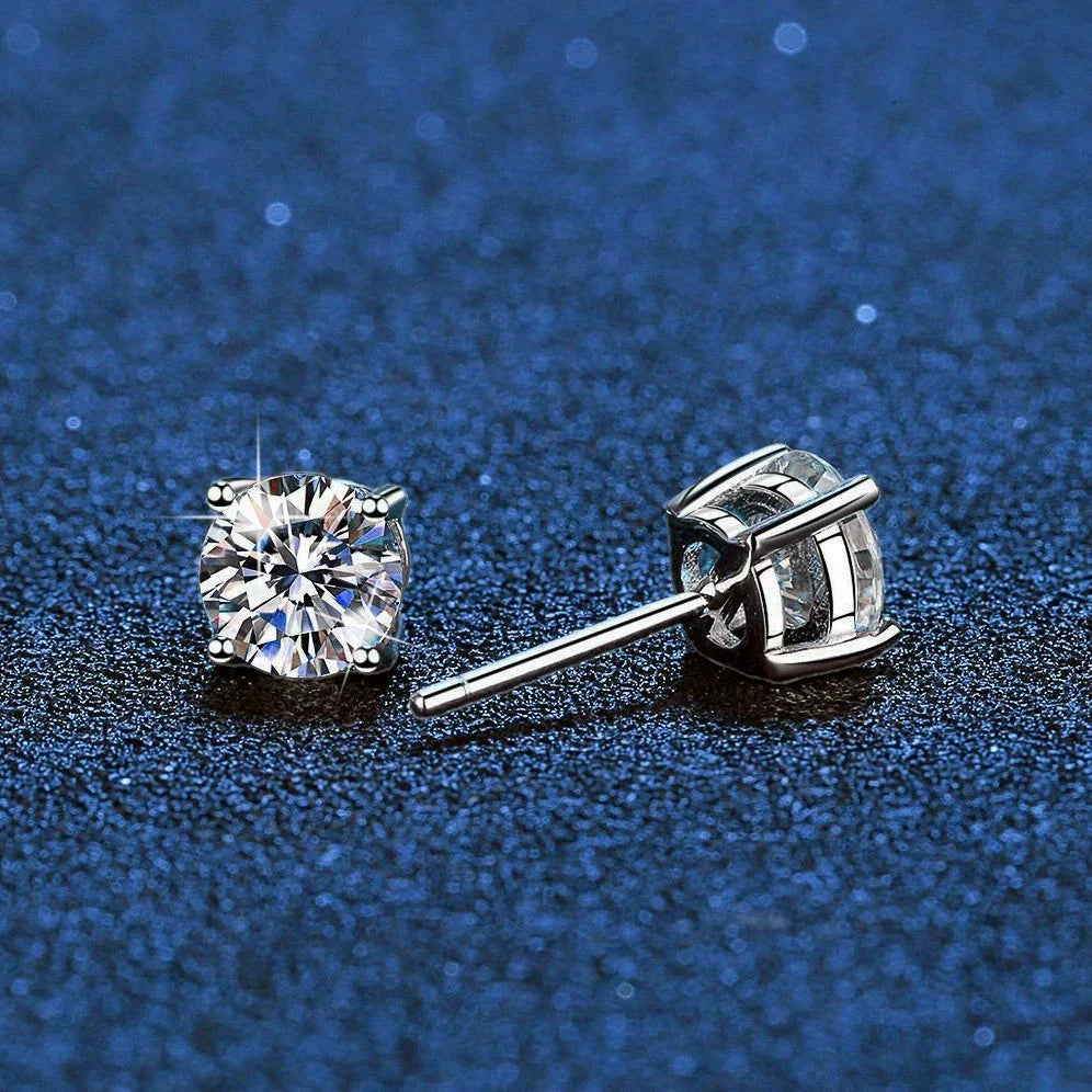 [AM]FOUR-PRONG MOISSANITE EARRINGS