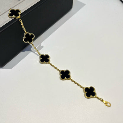[AM]LUCKY CLOVER 5-MOTIF BRACELET - BLACK OXNY COLLECTION