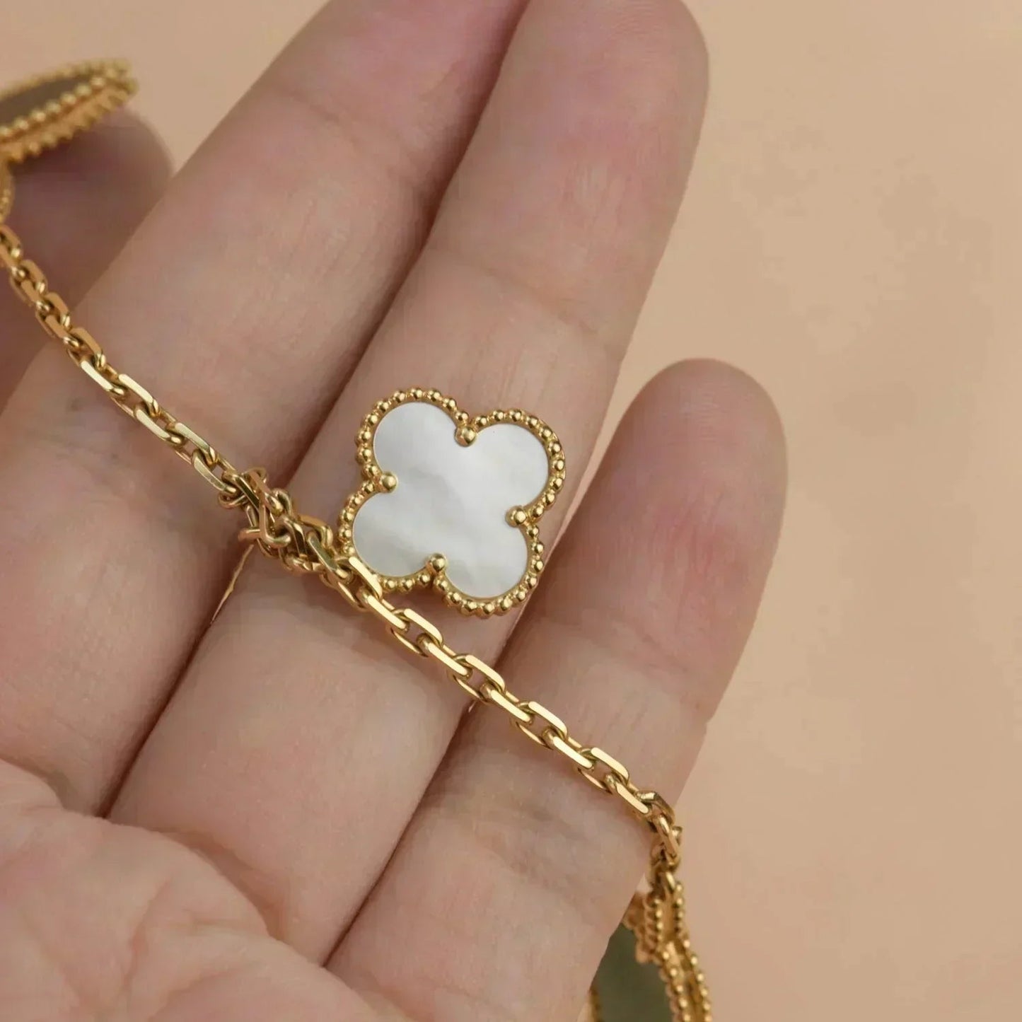 [AM]LUCKY NATURE MULTI-CHARM BRACELET