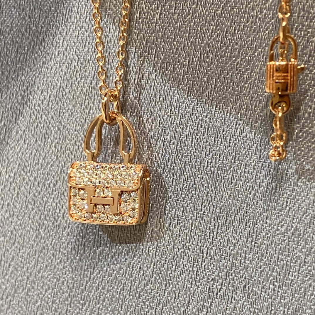 [AM]CONSTANCE PEDANT DIAMOND NECKLACE