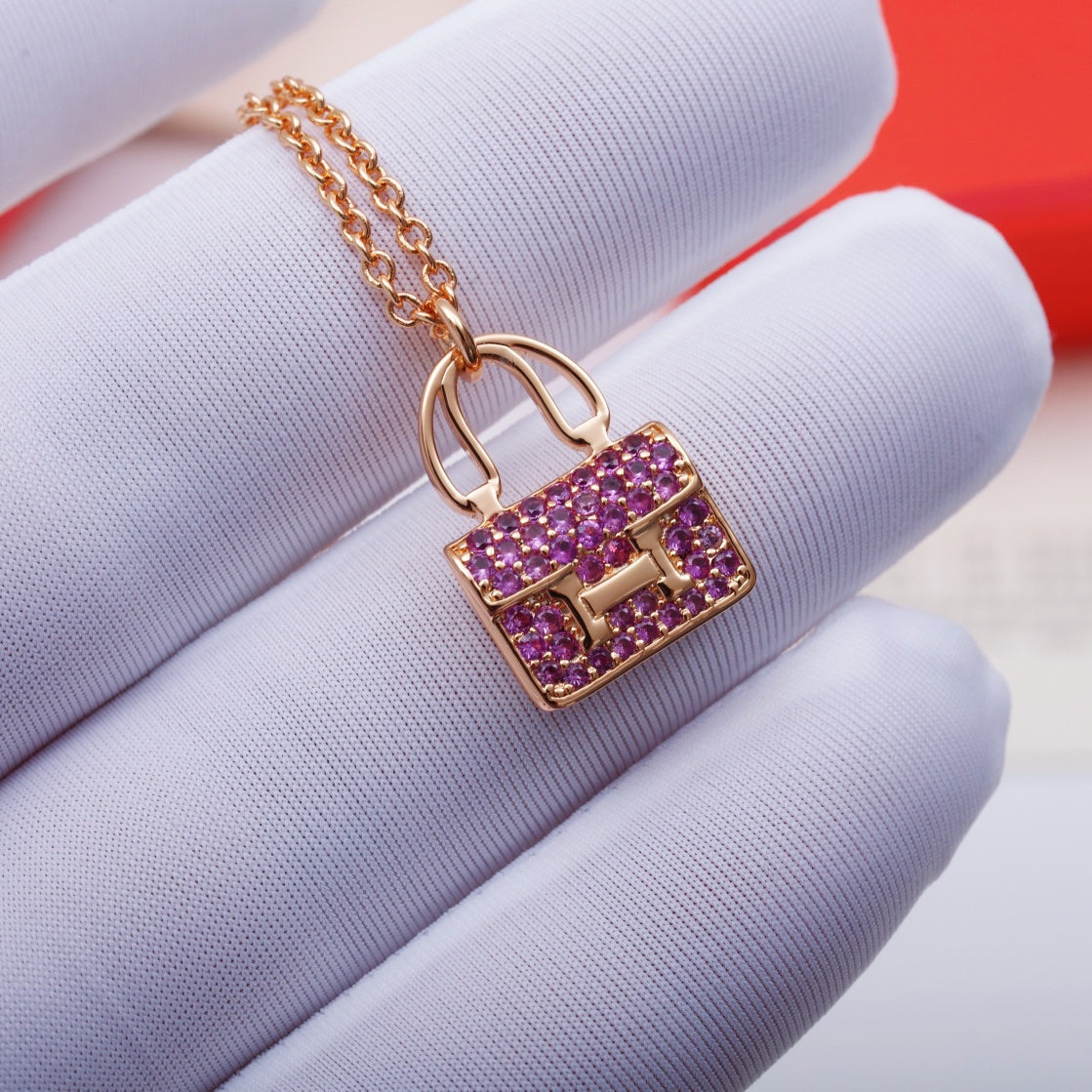 [AM]CONSTANCE PEDANT PURPLE DIAMOND NECKLACE