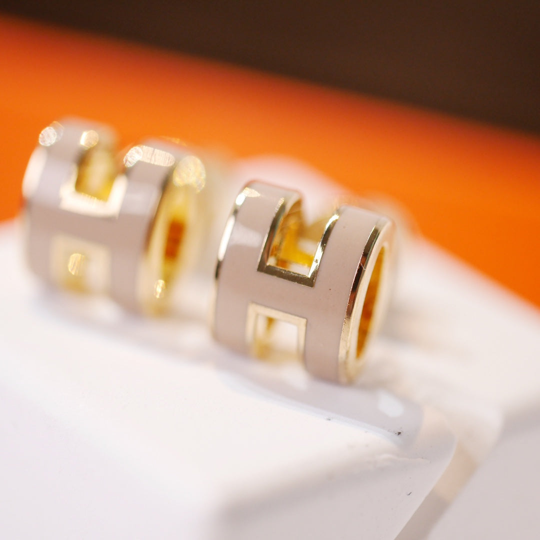 [AM]MINI POP H GOLD EARRINGS GREY