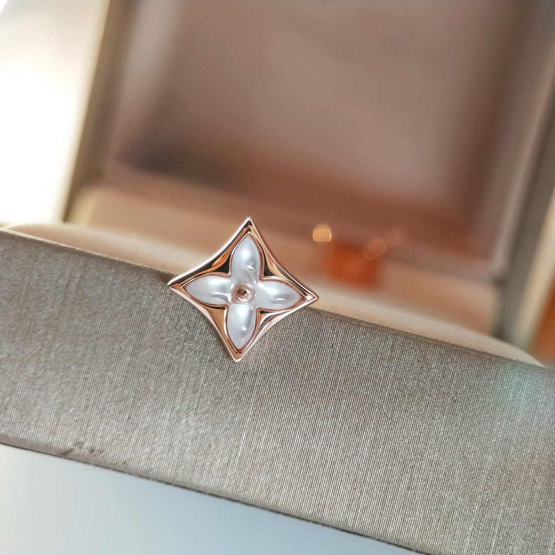 [AM]STAR MOP ROSE GOLD EARRINGS