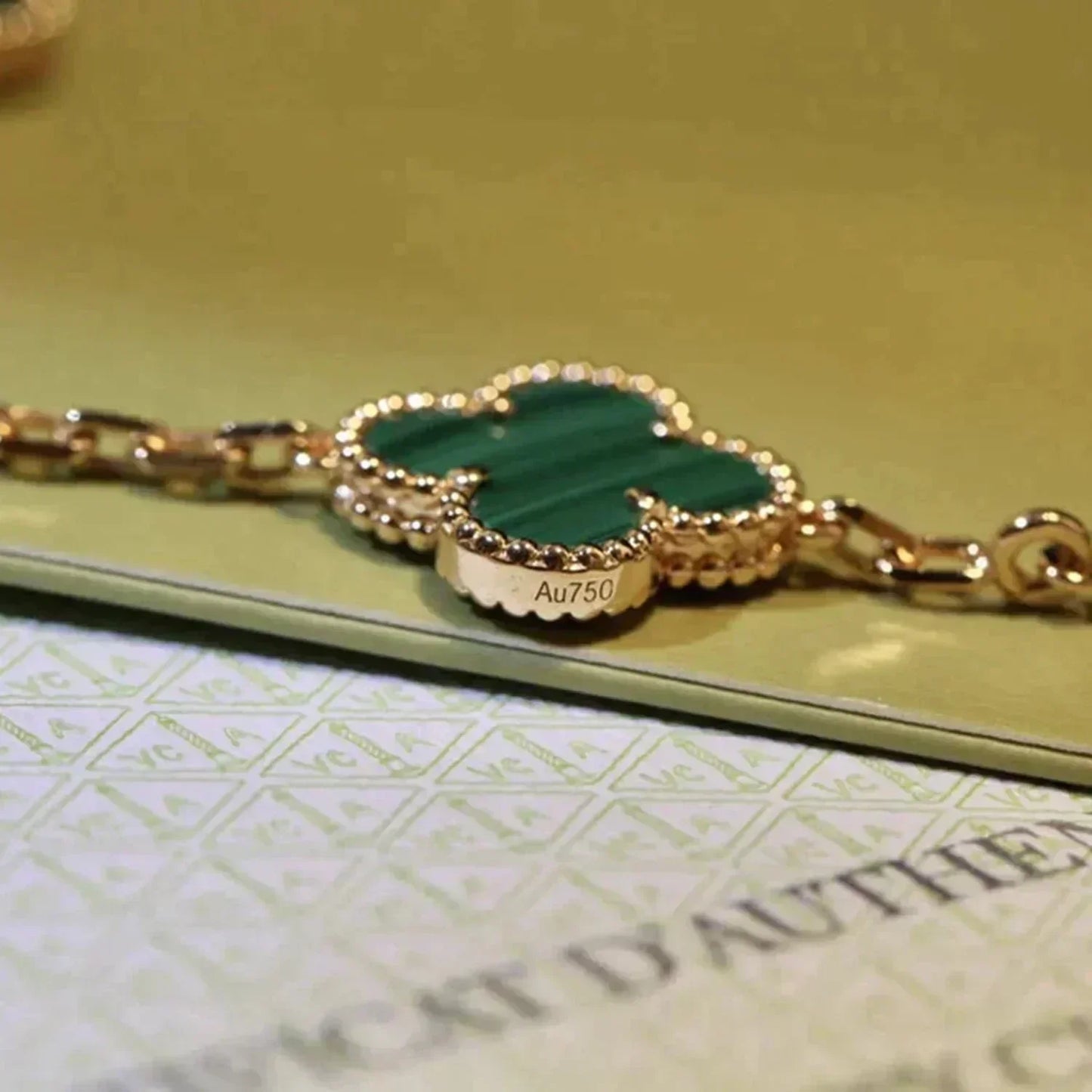 [AM]LUCKY CLOVER 5-MOTIF BRACELET - MALACHITE COLLECTION