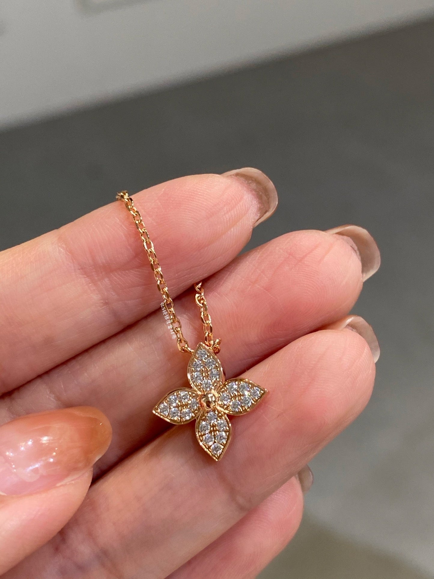 [AM]STAR DIAMOND NECKALCE