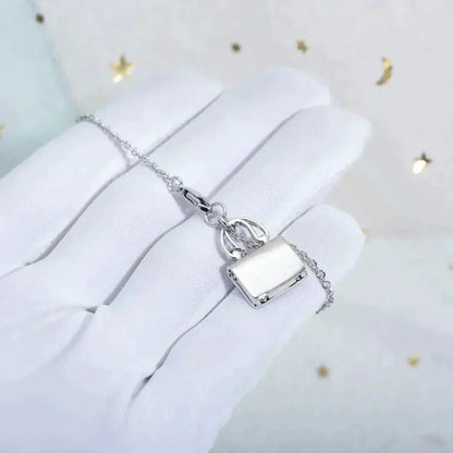 [AM]AMULETTE PEDANT SILVER NECKLACE