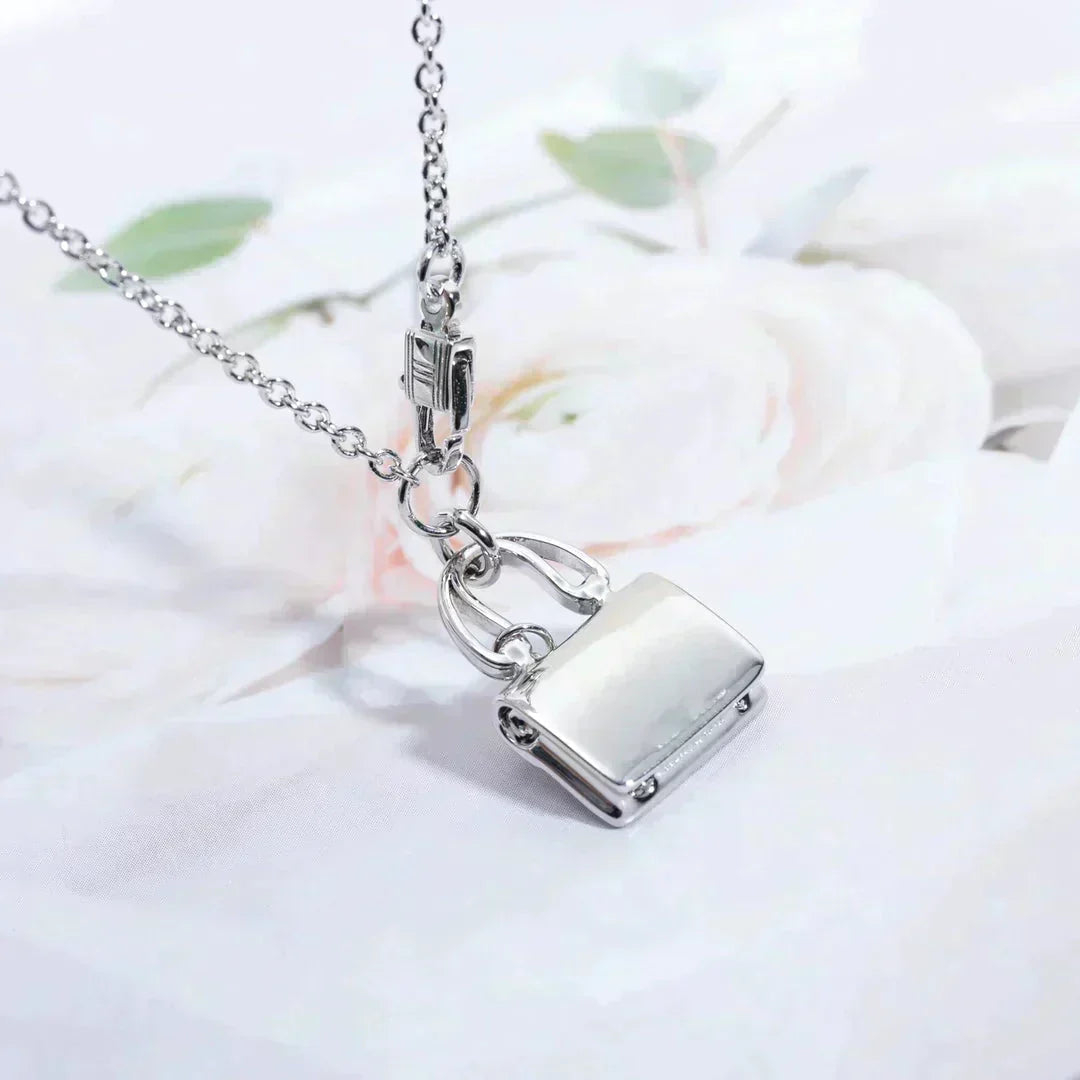 [AM]AMULETTE PEDANT SILVER NECKLACE