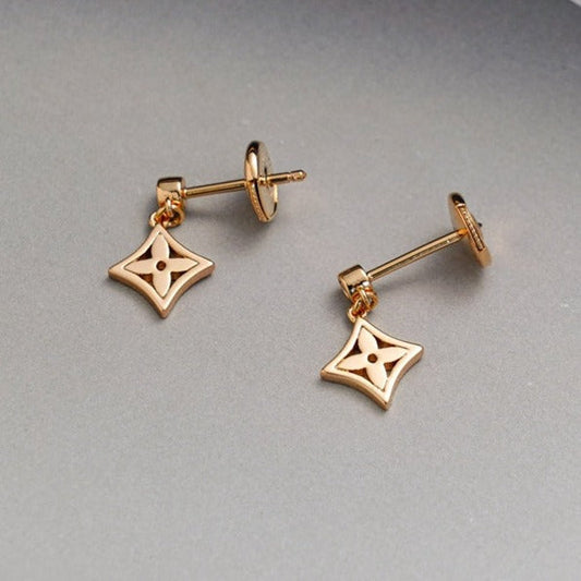 [AM]STAR EARRINGS GOLD