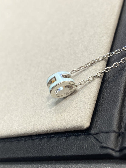 [AM]POP H LIGHT BLUE NECKLACE