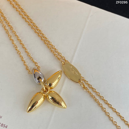 [AM]LOUISETTE PEDANT GOLD NECKLACE