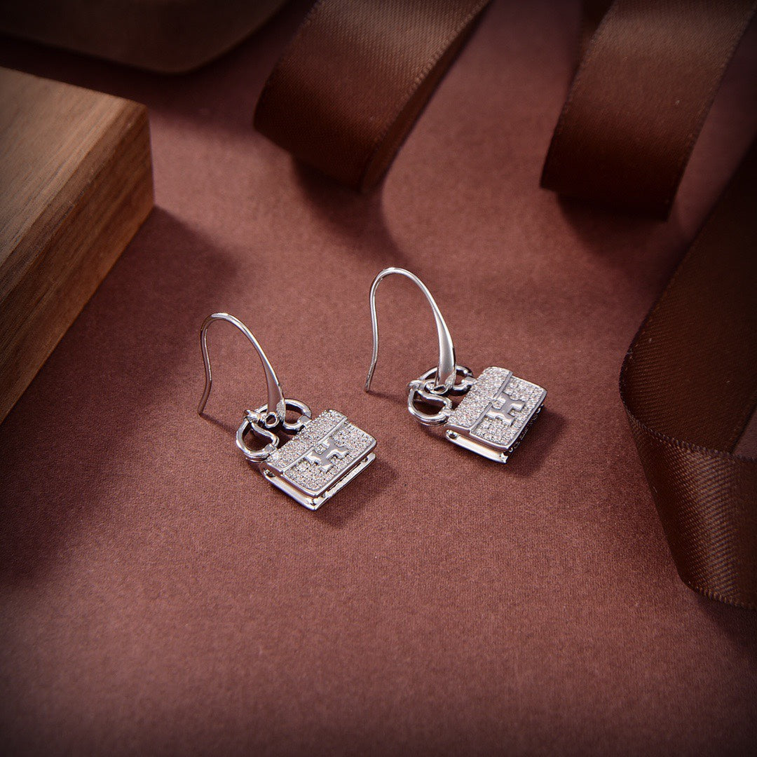 [AM]KELLY DIAMOND EARRINGS