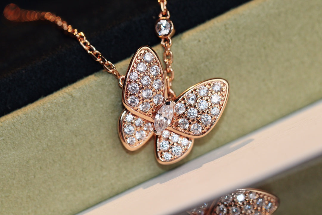 [AM]BUTTERFLY DIAMOND CHARM NECKLACE