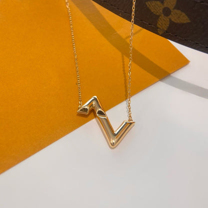 [AM]VOLTE UPSIDE DOWN NECKLACE