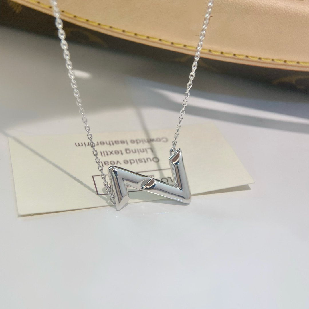 [AM]VOLTE UPSIDE DOWN NECKLACE