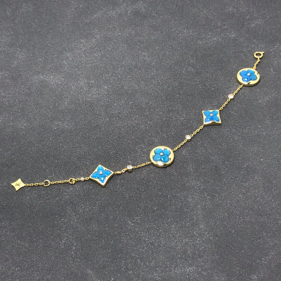 [AM]STAR AND SUN TURQUOISE 4 MOTIFS 3 DIAMONDS