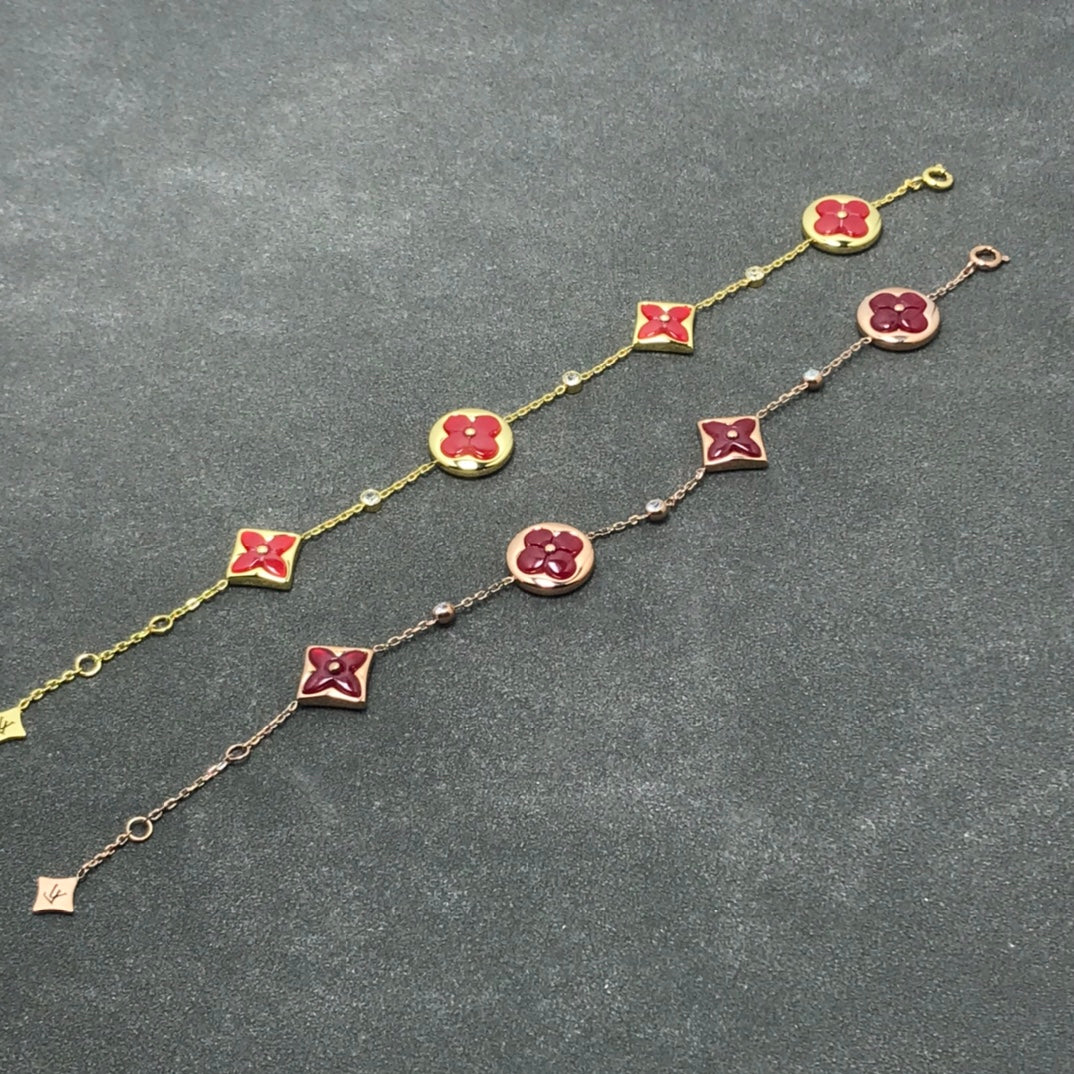 [AM]STAR AND SUN CARNELIAN 4 MOTIFS 3 DIAMONDS