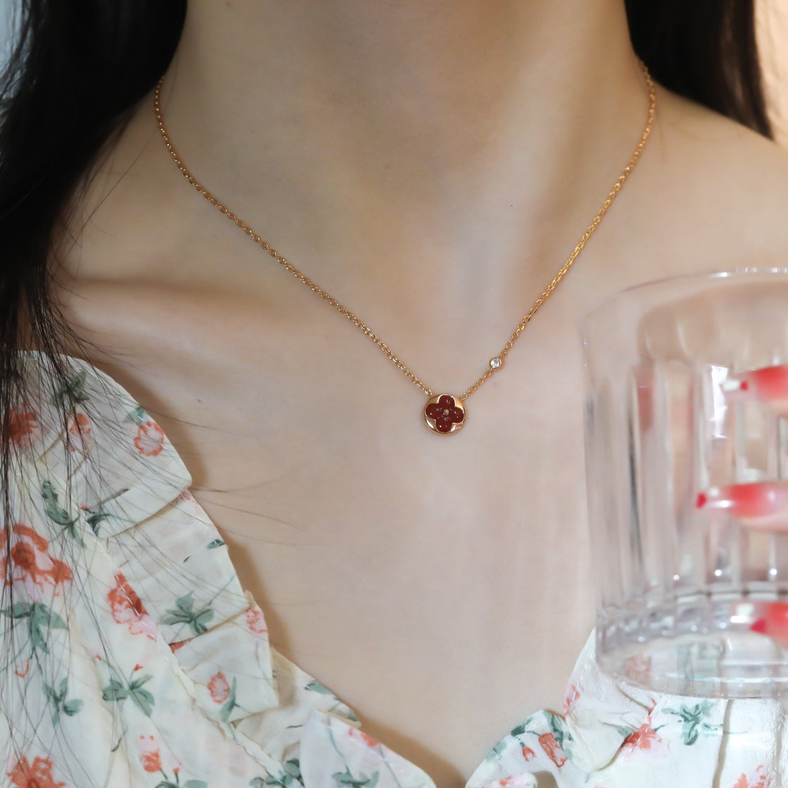 [AM]SUN PEDANT ROSE GOLD 1 DIAMOND NECKLACE