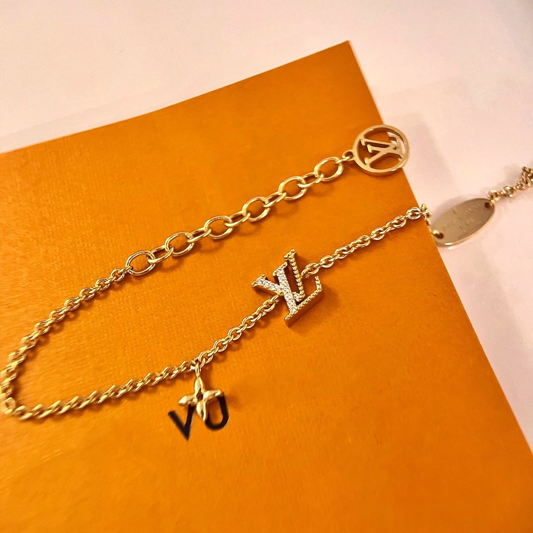 [AM]LOGO STAR MOTIF GOLD BRACELET