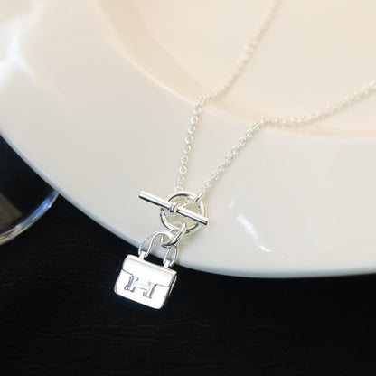 [AM]POP H PEDANT SILVER NECKLACE