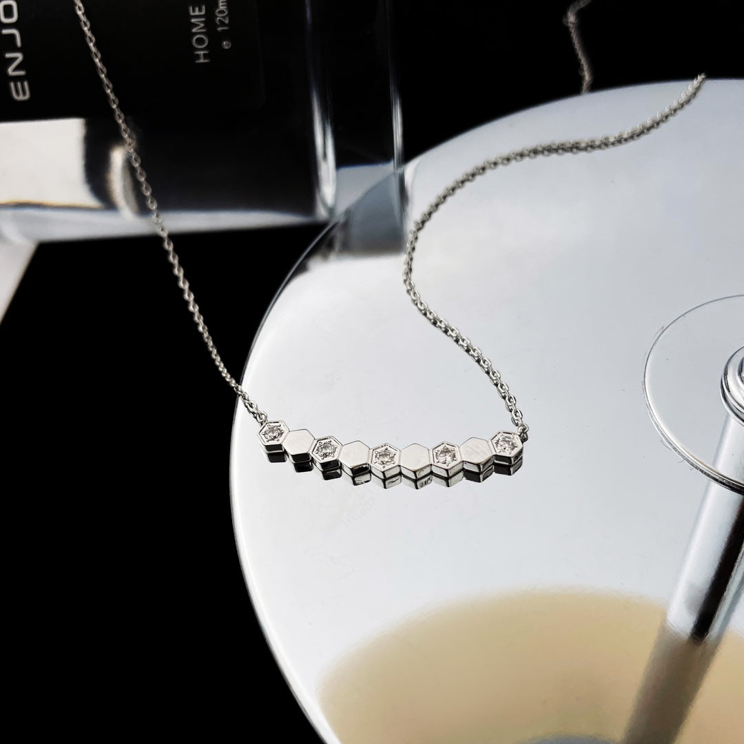 [AM]BEE MY LOVE DIAMOND NECKLACE