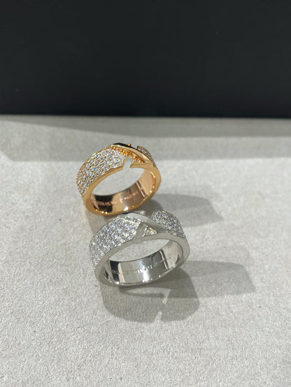 [AM]LIENS EVIDENCE  DIAMOND PAVED RING