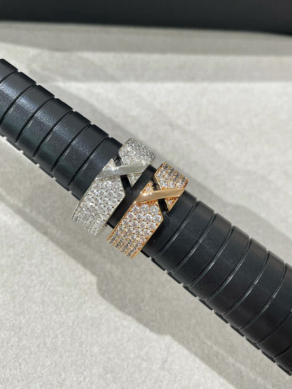 [AM]LIENS EVIDENCE  DIAMOND PAVED RING