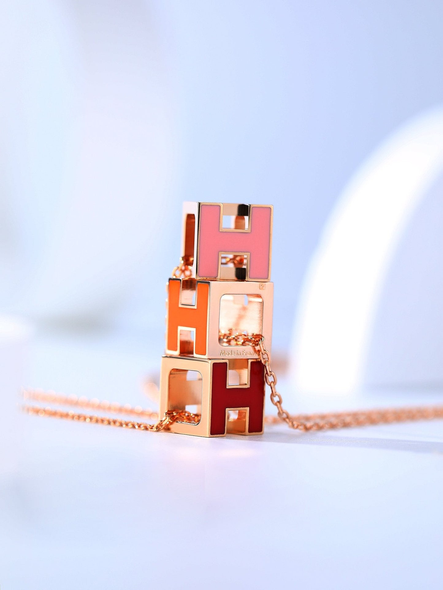 [AM]H CAGE ROSE GOLD NECKLACE