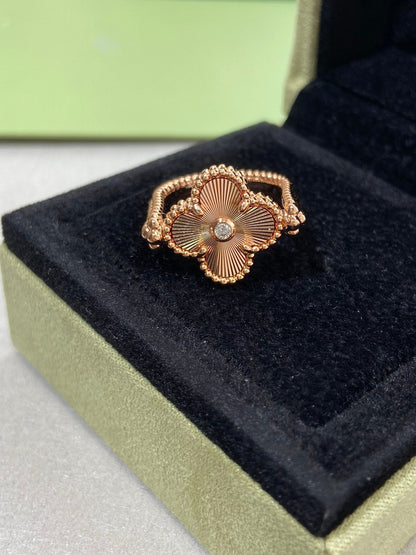 [AM]LUCKY CLOVER ROSE GOLD REVERSIBLE RING