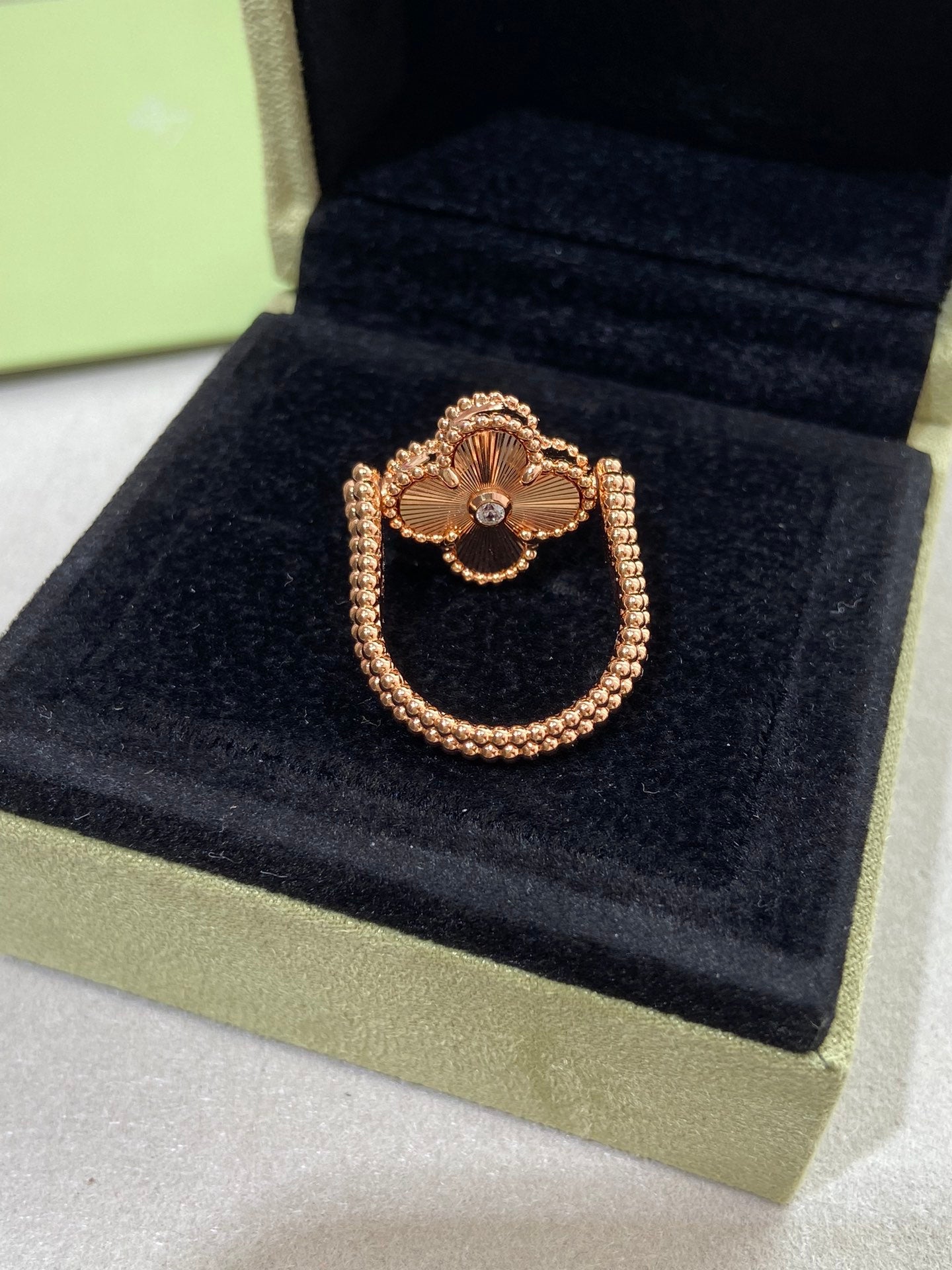 [AM]LUCKY CLOVER GOLD REVERSIBLE RING