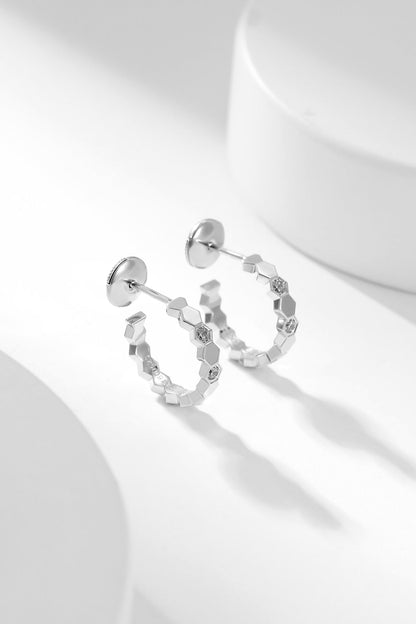 [AM]BEE LOVE DIAMOND HOOP EARRINGS