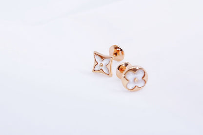 [AM]STAR AND SUN ROSE GOLD MOP STUD EARRINGS