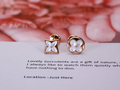 [AM]STAR AND SUN ROSE GOLD MOP STUD EARRINGS