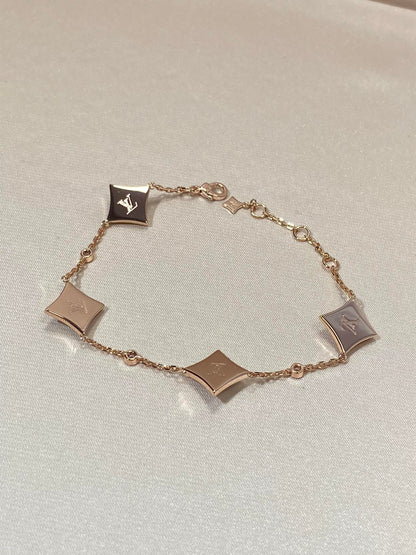 [AM]STAR 4 MOTIF MOP DIAMOND ROSE GOLD BRACELET
