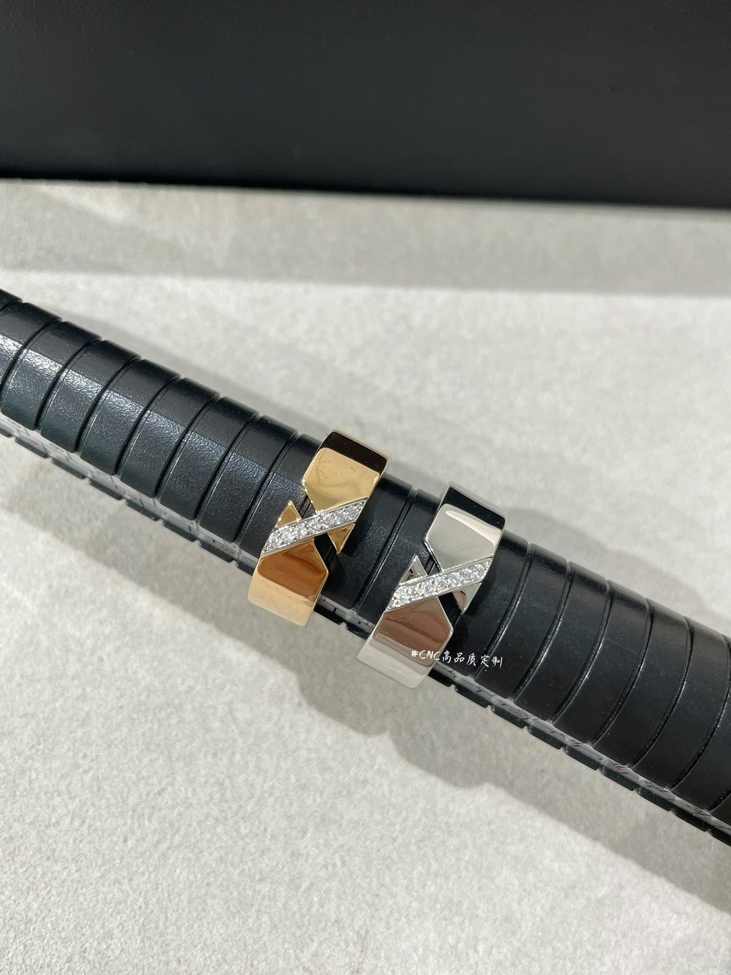 [AM]LIENS EVIDENCE DIAOMOND RING