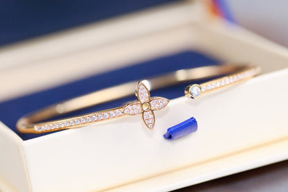 [AM]IDYLLE ROSE GOLD OPEN BRACELET DIAMOND PAVED