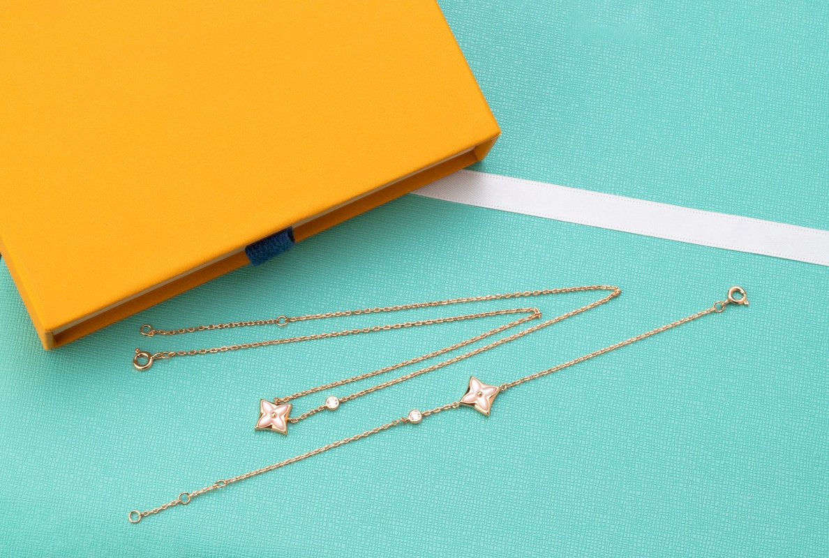 [AM]STAR PINK MOP 1 DIAMOND ROSE GOLD NECKLACE