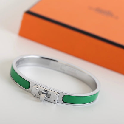 [AM]HM KELLY GREEN BRACELET