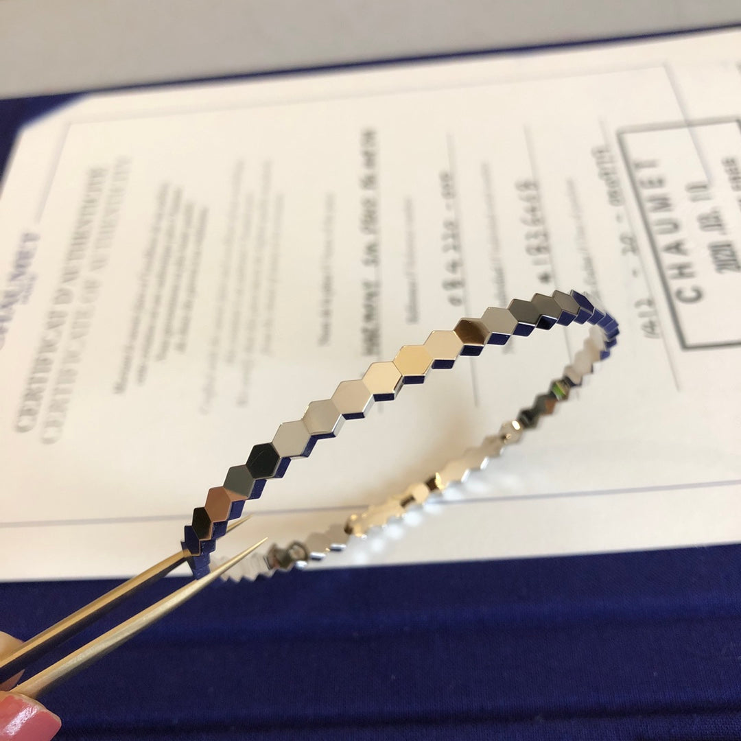 [AM]BEE LOVE BRACELET