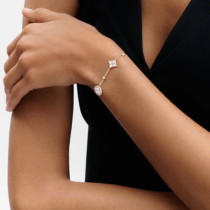 [AM]STAR AND SUN 4 MOTIF WHITE MOP ROSE GOLD BRACELET