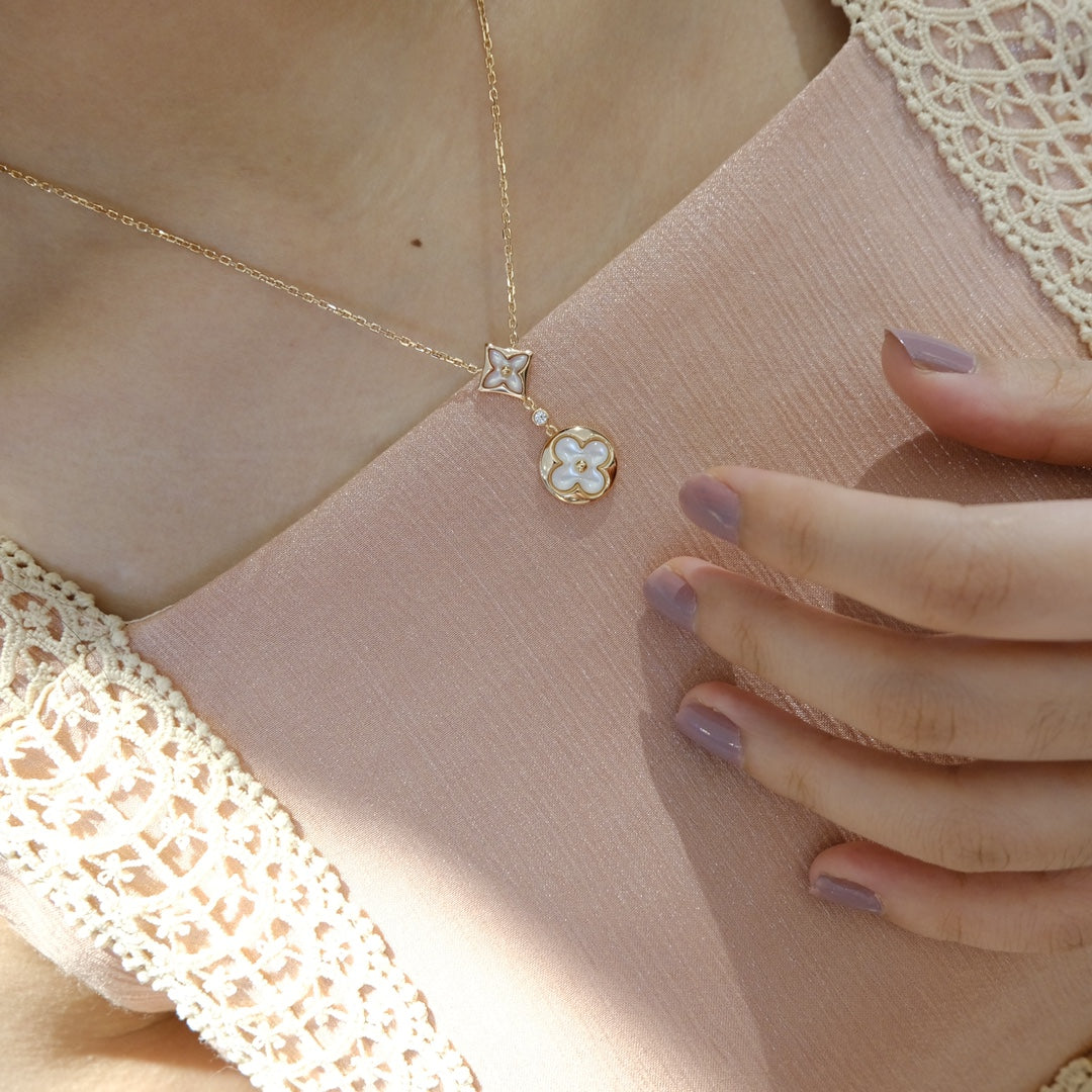 [AM]STAR AND SUN WHITE MOP 2 MOTIF ROSE GOLD NECKLACE