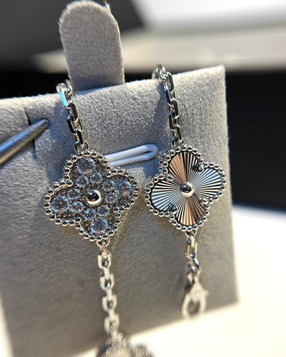[AM]LUCKY CLOVER 5-MOTIF BRACELET - LASER COLLECTION