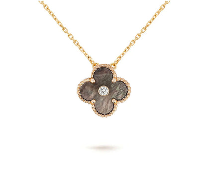 [AM]LIMITED EDITION CHRISTMAS CLOVER FLOWER NECKLACE - 15MM ANNUAL COLLECTIBLE PENDANT