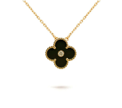 [AM]LIMITED EDITION CHRISTMAS CLOVER FLOWER NECKLACE - 15MM ANNUAL COLLECTIBLE PENDANT