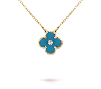 [AM]LIMITED EDITION CHRISTMAS CLOVER FLOWER NECKLACE - 15MM ANNUAL COLLECTIBLE PENDANT
