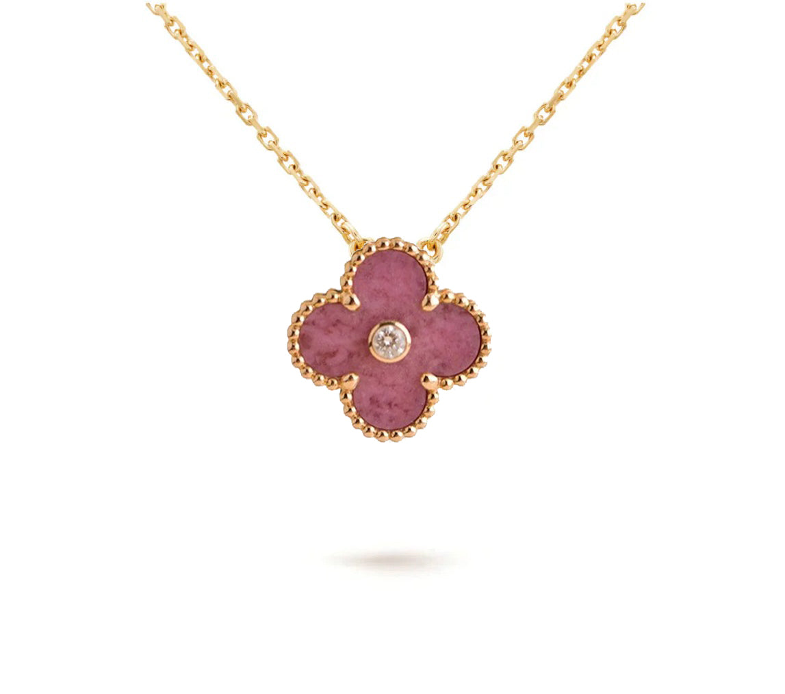 [AM]LIMITED EDITION CHRISTMAS CLOVER FLOWER NECKLACE - 15MM ANNUAL COLLECTIBLE PENDANT