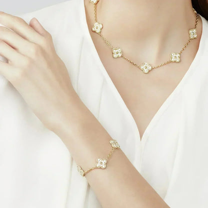 [AM]LUCKY CLOVER 5-MOTIF BRACELET - FULL-DIAMOND